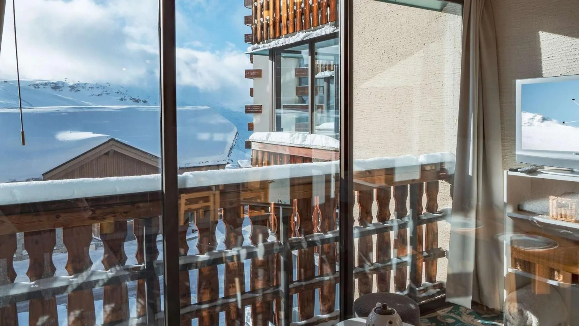 Val Thorens: Appartement Montagne 5 Pers, Pres Des Remontees - Fr-1-637-85 Val Thorens